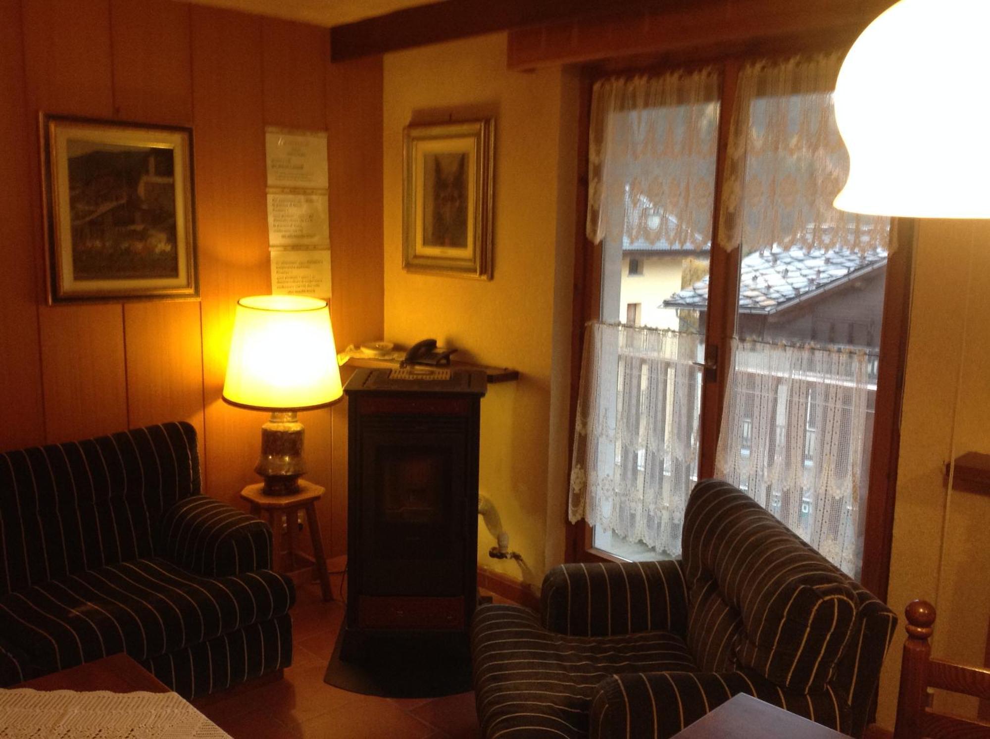 Albergo Castello Da Bonino Champorcher Buitenkant foto
