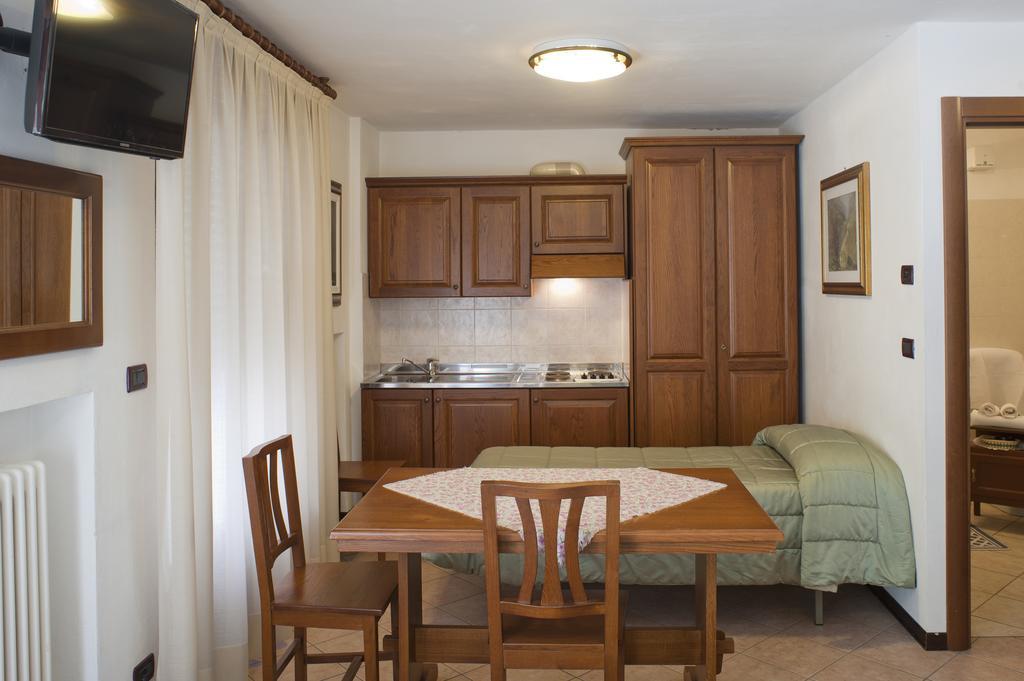 Albergo Castello Da Bonino Champorcher Buitenkant foto