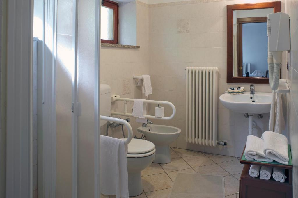 Albergo Castello Da Bonino Champorcher Buitenkant foto